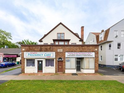 704-708 Sumner Ave