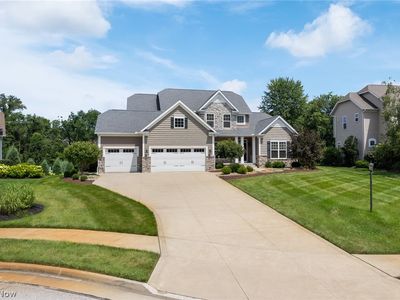 3901 Creekside Dr