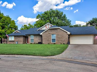 1704 Old Post Cir