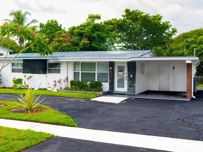 7330 NW 1st Ct
