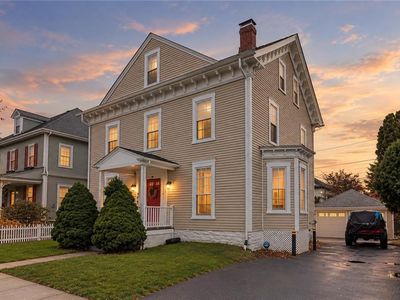 5 Elliot Pl