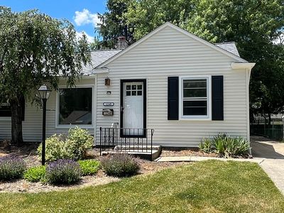 1240 Orchard Heights Dr