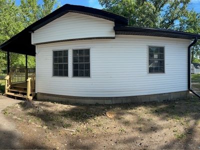 110 N Robert Dr