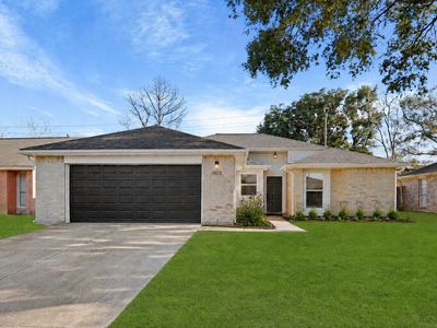 1423 Lazy Spring Dr