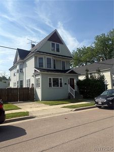 66 Stephenson Ave