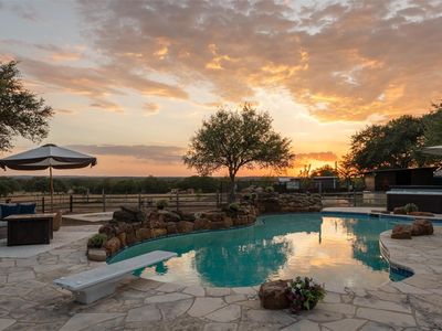 220 Fawn Meadow Dr
