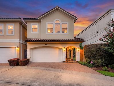 2816 McCulloch Cir