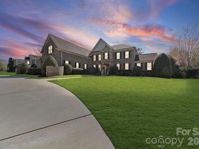 6009 Autumn Blossom Ln