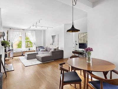 40 W 55th St APT 7D