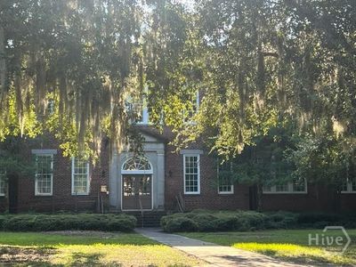 1835 Skidaway Road #104