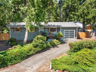 1240 California Avenue E