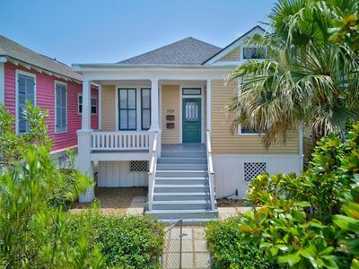 1709 Avenue N 1/2