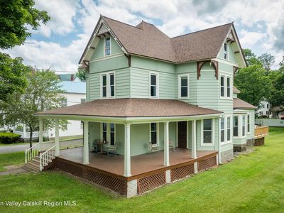 168 Maple Avenue