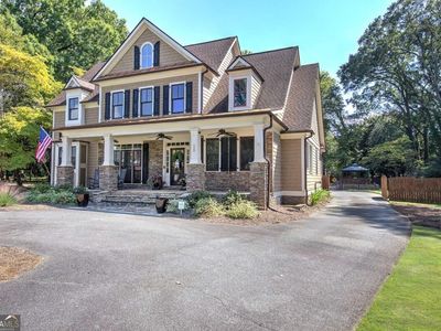 622 West Ave