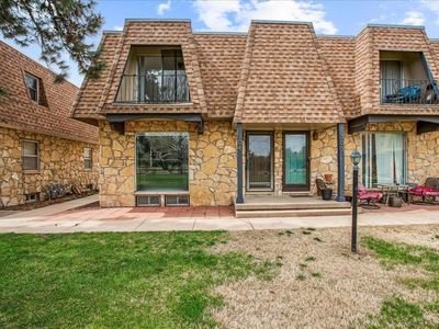 1035 N McLean Blvd APT 304