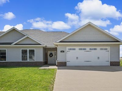 185 Solomia Ct