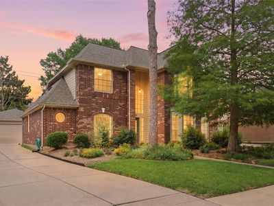 13615 Robin Hill Ct
