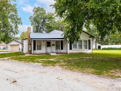 213 Lombardy Dr