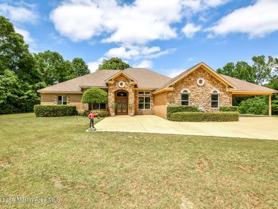 5561 Macedonia Rd