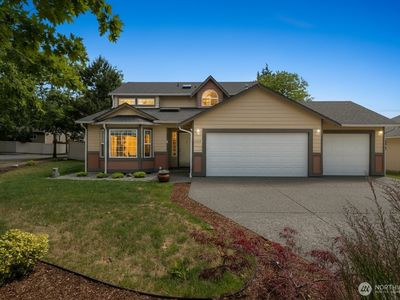 2905 Campus Prairie Loop NE