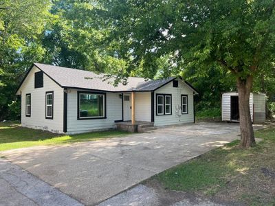 108 Brown St