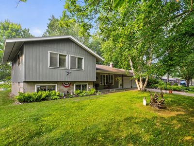 20210 Maple Dr