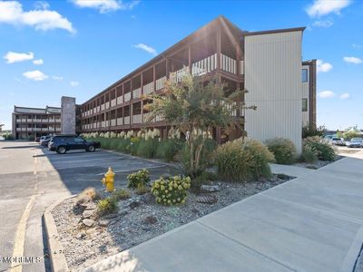 77 E Water Street #18