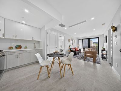 643 5th Ave #6D