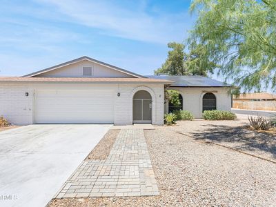 4056 W MERCER Lane