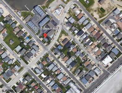1201 E Beach Ave
