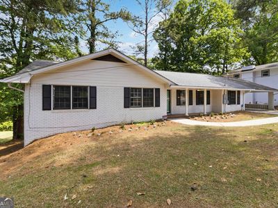 Property at 4204 Williamsburg Dr, College Park, GA