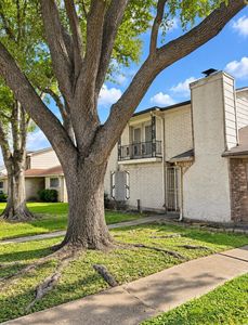 13115 Clarewood Dr