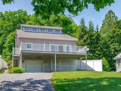 43 Pear St