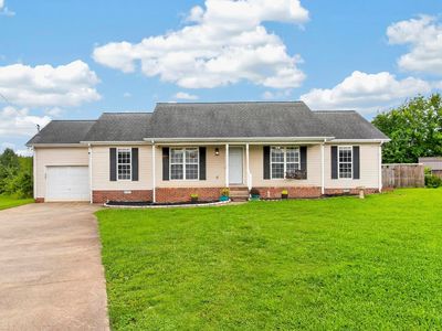 110 W McCoury Ln