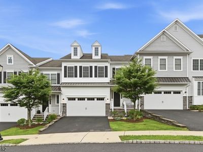 17 Cypress Ln