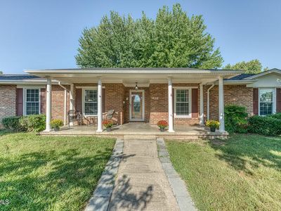1805 Broadmoor Rd