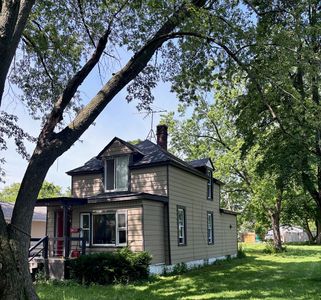 3216 Ezra Ave