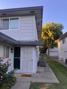 Property at 8947 El Mirador Dr APT 3, Elk Grove, CA