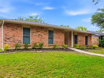 1811 Addington Dr