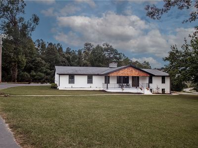 918 N Old Pendleton Rd