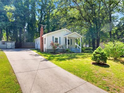 110 York Dr