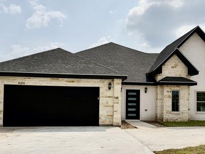 4504 Loira Riv