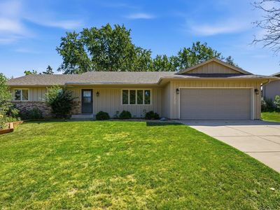 7158 Upper 139th St W