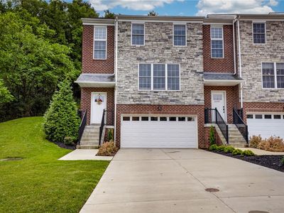 Property at 2335 Old Greentree Rd, Carnegie, PA