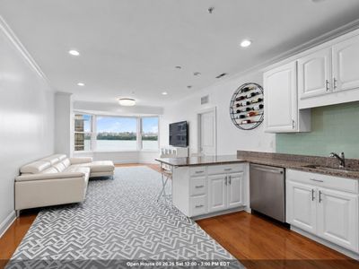 20 Avenue At Port Imperial APT 403