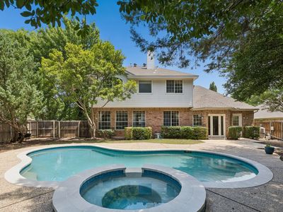 2902 Stonepointe
