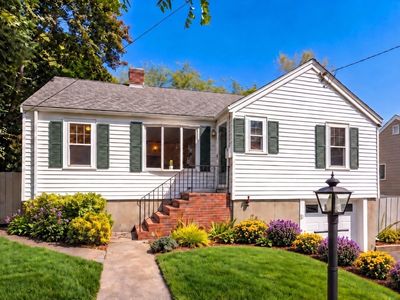 36 Maynard Rd