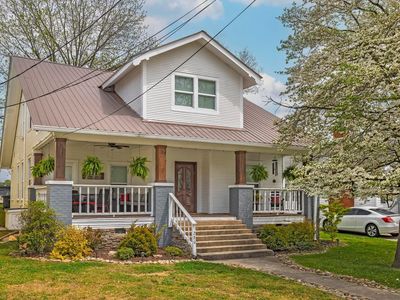 280 Main St