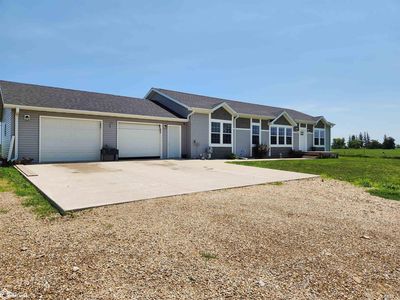 3145 K Ave