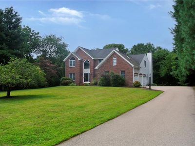 31 Rolling Meadow Way